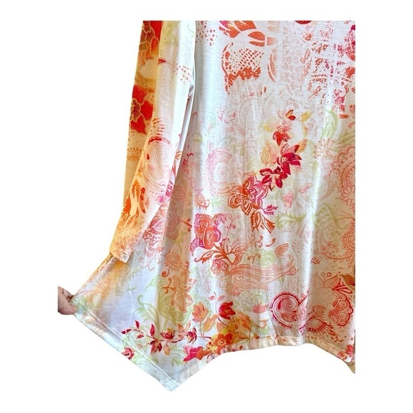 ONE WORLD, WOMENS, FLORAL TUNIC TOP. OPEN CUTOUT AT NECK, 3/4 SLEEVE. SIZE XL - Picture 3 of 7
